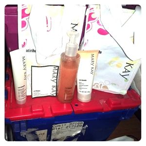 Mary Kay Hand Pampering set